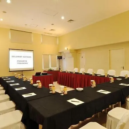 Batavia Hotel & Serviced Apartments Jakarta-2