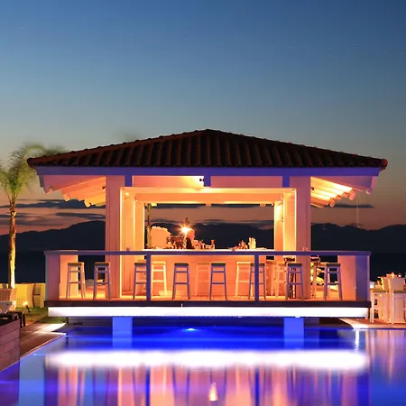 Villa Di Mare Seaside Suites-3