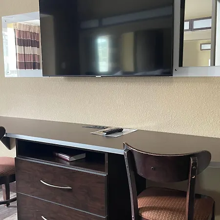 Microtel Inn & Suites By Wyndham Harrisonburg-3