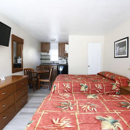Stardust Motel-3