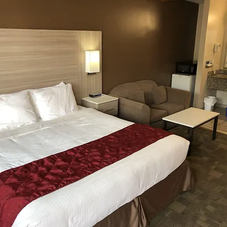 Knights Inn Huntsville-2