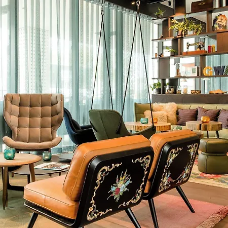Motel One Salzburg-Sued-2