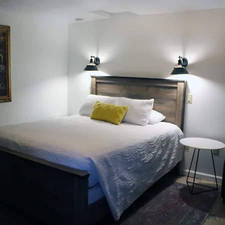Silverton Inn & Suites-2