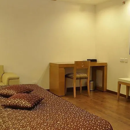 Almondz Hotel-3
