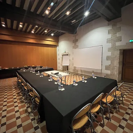 Hotellerie Saint Yves-2