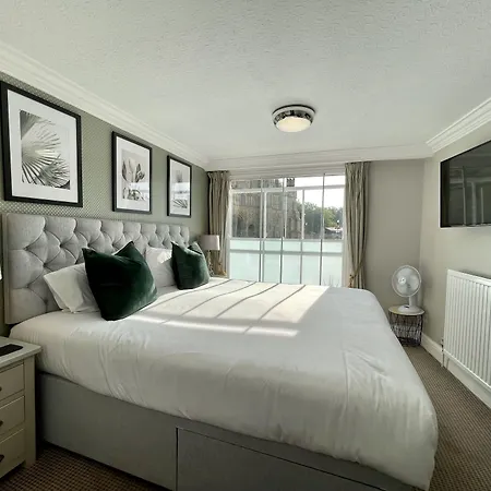 The Abbey Hotel-2