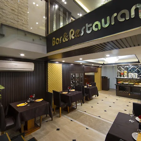 Splendid Star Grand Hotel And Spa-2