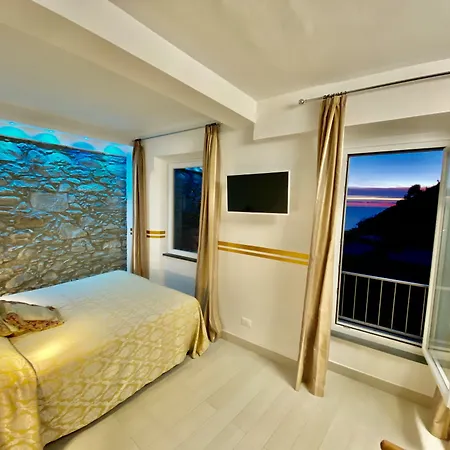 Giovanni Rooms Manarola-2