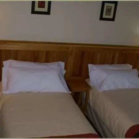 Hosteria Senderos-2