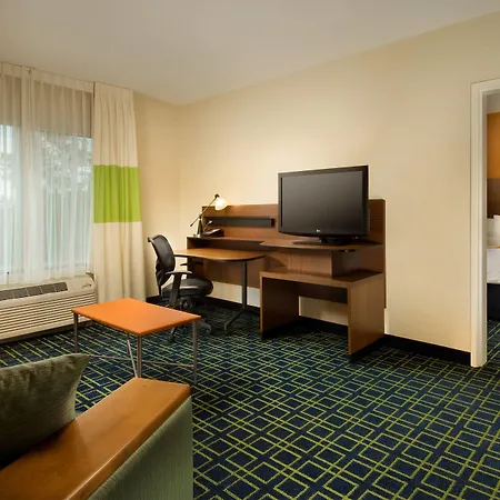 Fairfield Inn & Suites Baltimore BWI Airport-3