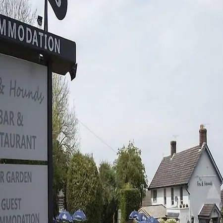 The Fox & Hounds-2