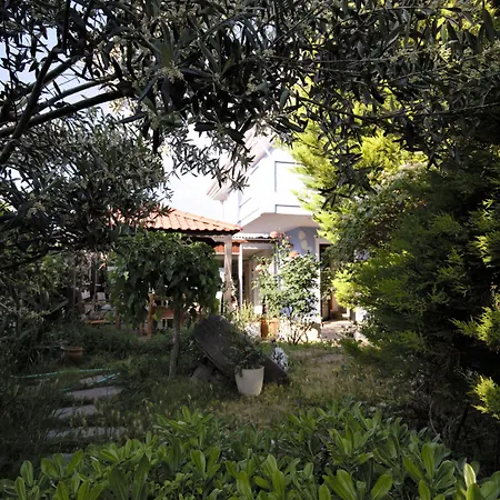 Cundavilla Hotel & Suites-3