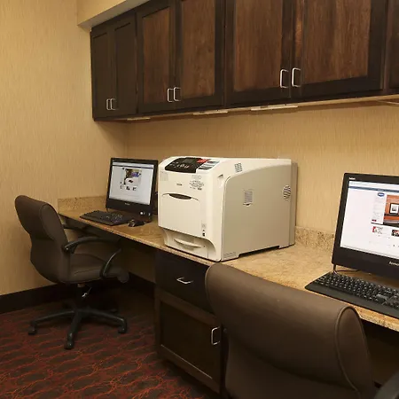 Hampton Inn & Suites Fargo Medical Center-2