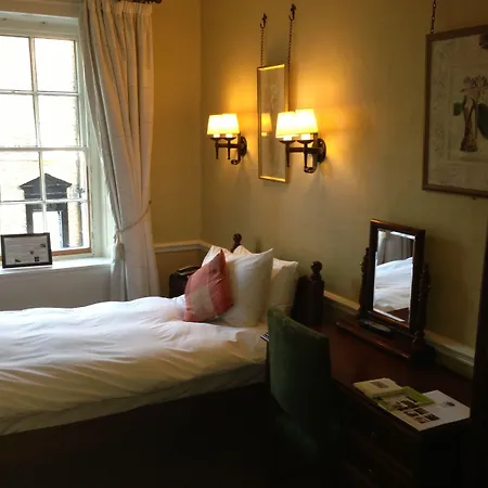 The Swan At Tarporley-3