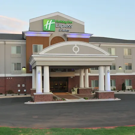 Holiday Inn Express & Suites Clinton By Ihg-3