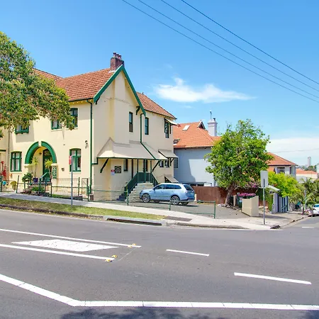 Neutral Bay Lodge-3