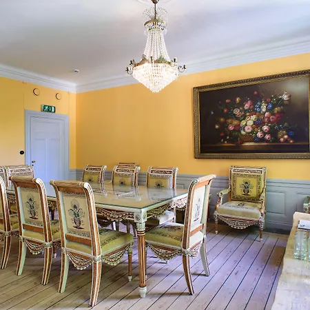 Hotel Hellstens Malmgard-3