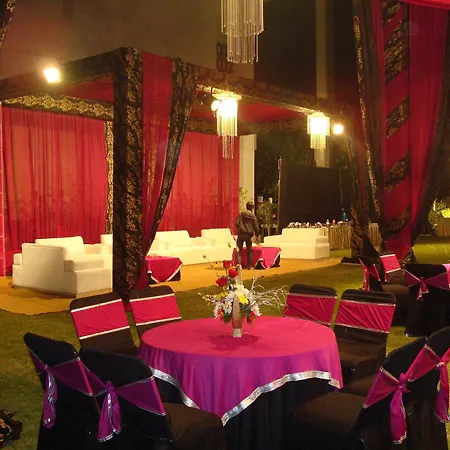 The Toy Hotel-2
