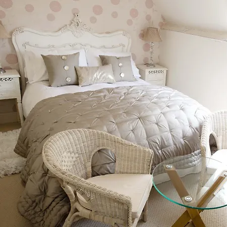 Windfalls Boutique Hotel-2