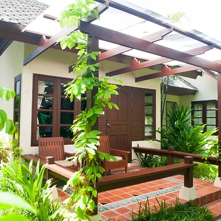 Montien House-3