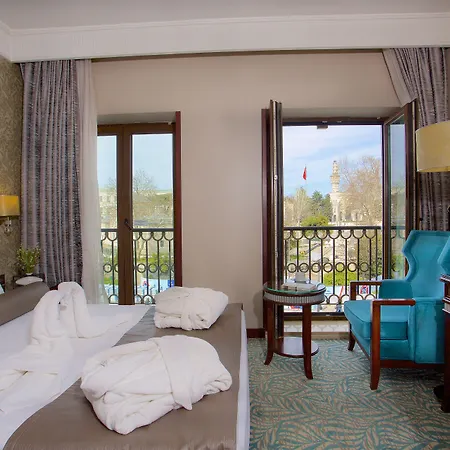 Emporium Hotel-3