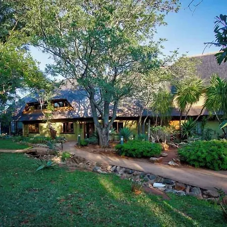 Kubu Safari Lodge-3