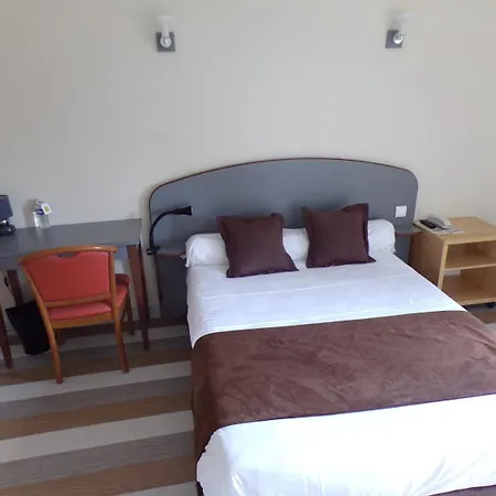 Logis Hotel De France-2
