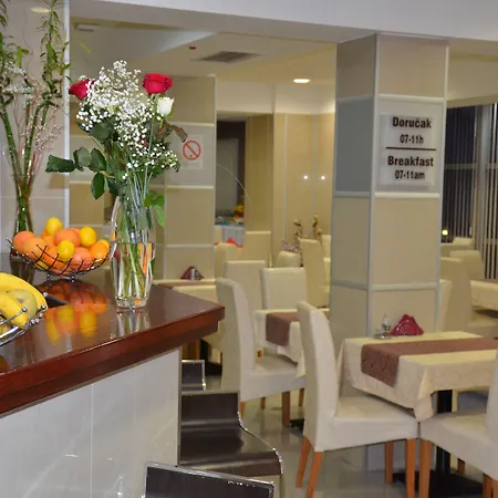 Hotel Zeder Garni-2
