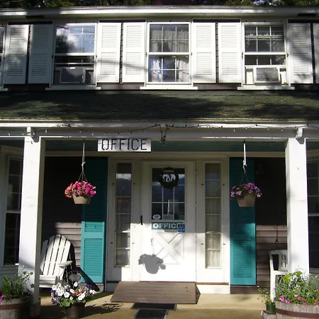 White Trellis Motel-2