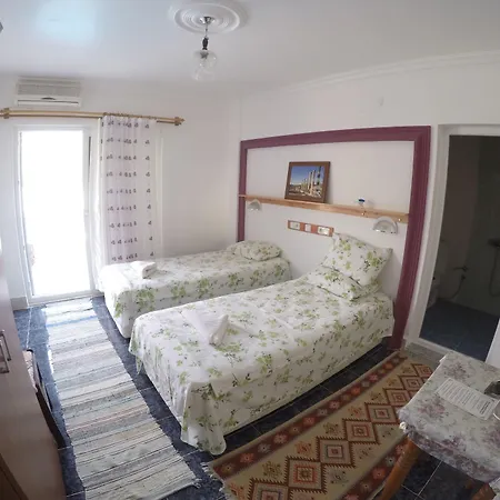 Rose Hotel B&B-3