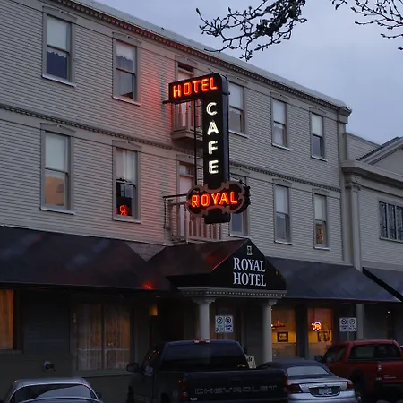 Royal Hotel Chilliwack-2