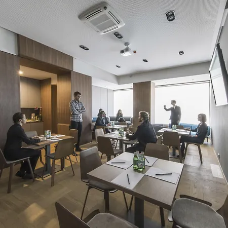 Hotel Cubo-3