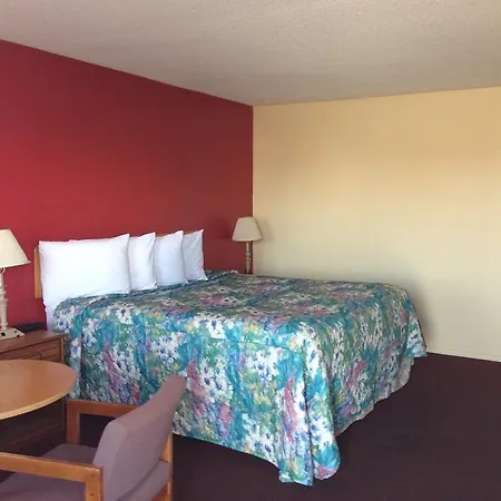 Super 7 Inn-Siloam Springs-3