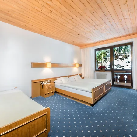Hotel Pontives-3
