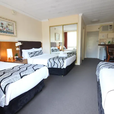 Molly Morgan Motor Inn-2