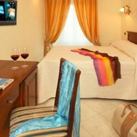 Hotel De Monti-3