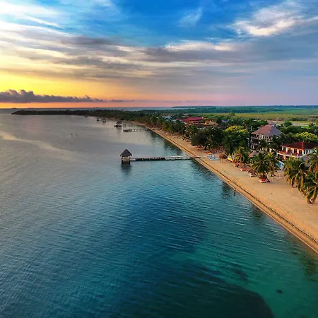 Almond Beach Resort At Jaguar Reef-2