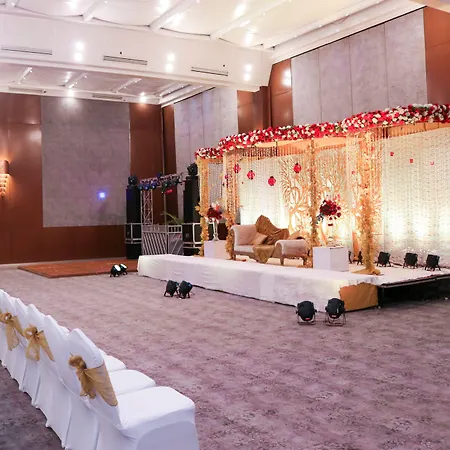 Radisson Blu Hotel, Greater Noida-2