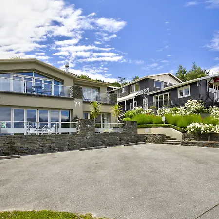 Queenstown House Bed & Breakfast And Apartments-2