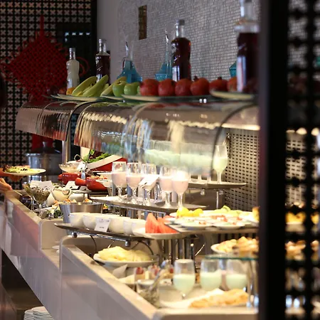 Ramada Downtown Abu Dhabi-2