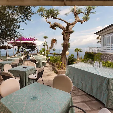Villaggio Villa Lubrense-2