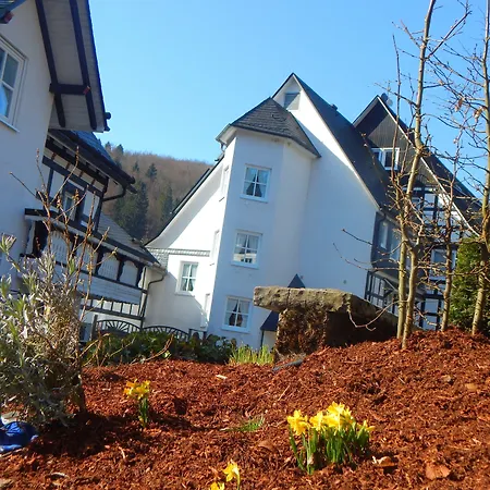 Hotel&Gasthof Hubertushöhe - Ihr Hotel für Urlaub mit Hund-3