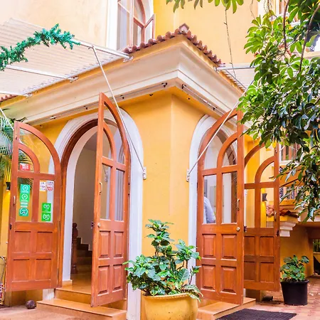 Bougainvillea Guest House-2