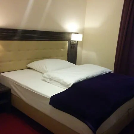 Hotel Famosa-2