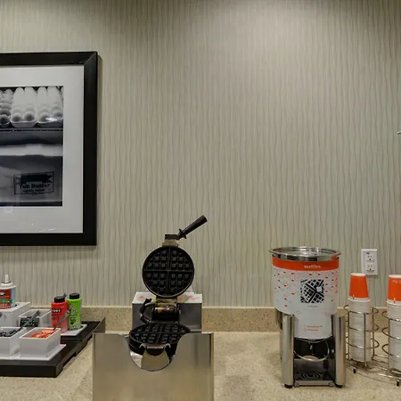 Hampton Inn & Suites Denver Airport / Gateway Park-3