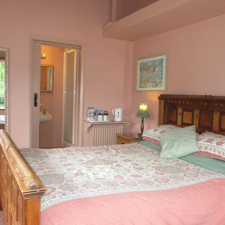 Brambles Bed And Breakfast-2