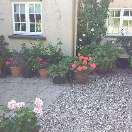 Brambles Bed And Breakfast-2