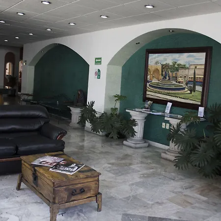 Estanza Hotel&Suites-3