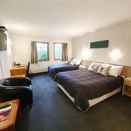 Fitzherbert Castle Motel-3