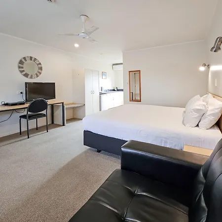 Captain Cook Motor Lodge-2